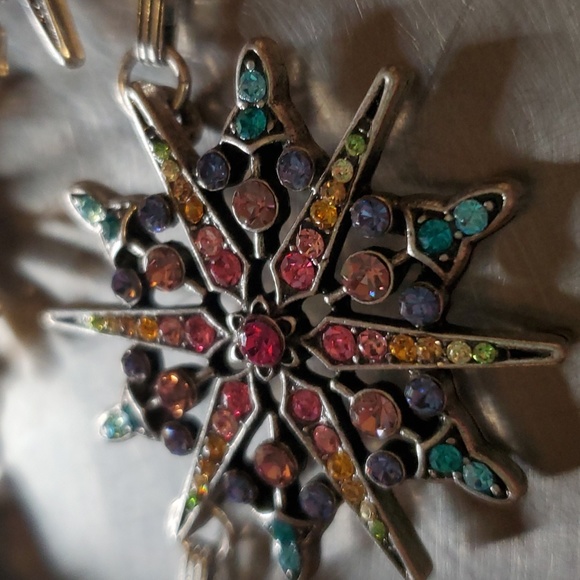 Kirks Folly Necklace - Picture 6 of 11